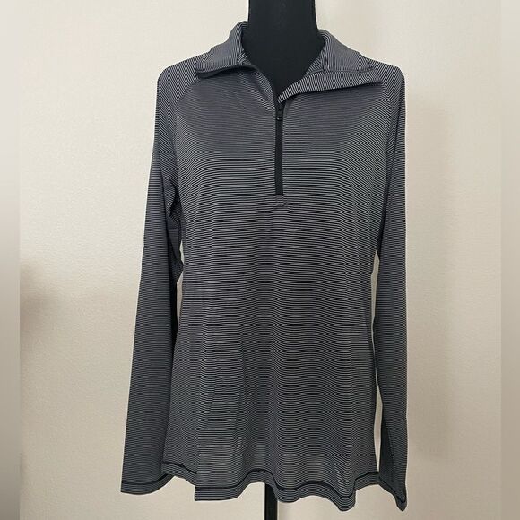 NWT Under Armour Women’s Tech Stripe Shirt - Picture 1 of 8
